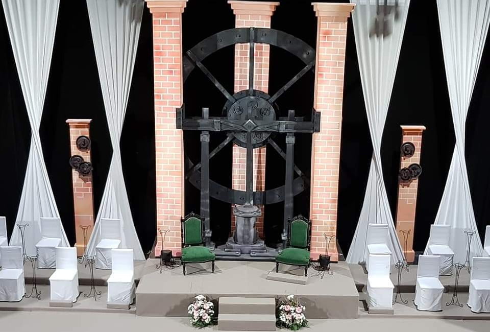 Puntos a tener en cuenta en la organización y montaje de eventos 5 decoración de escenarios